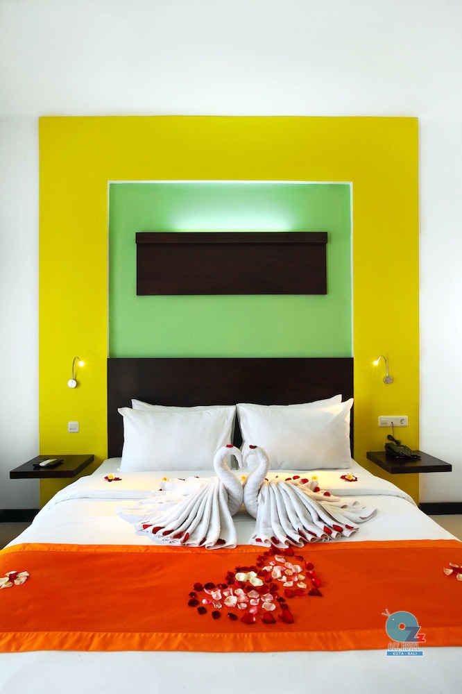 Ozz Hotel Kuta Bali 8/42