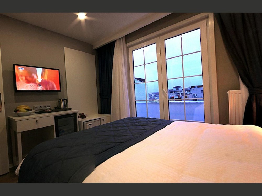 Santa Lucia Hotel 20/50