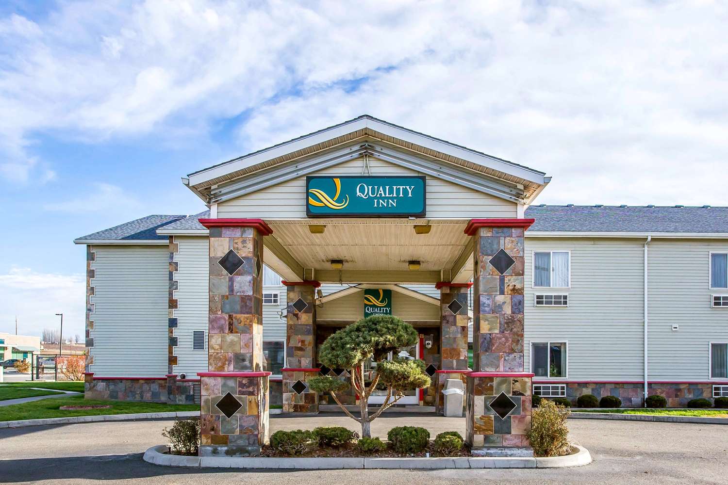 FairBridge Inn and Suites Sunnyside 2/27