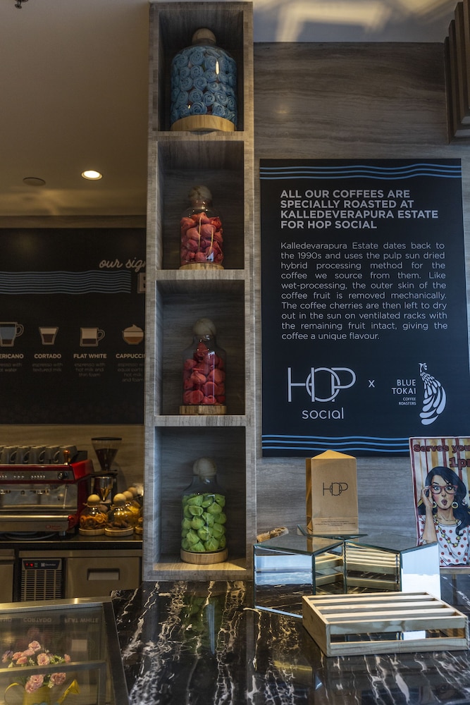 Doubletree By Hilton Ahmedabad India 34/48