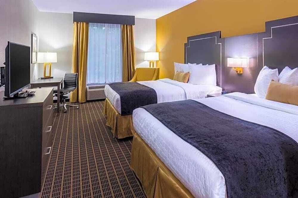 Best Western Plus Regency Park 14/43