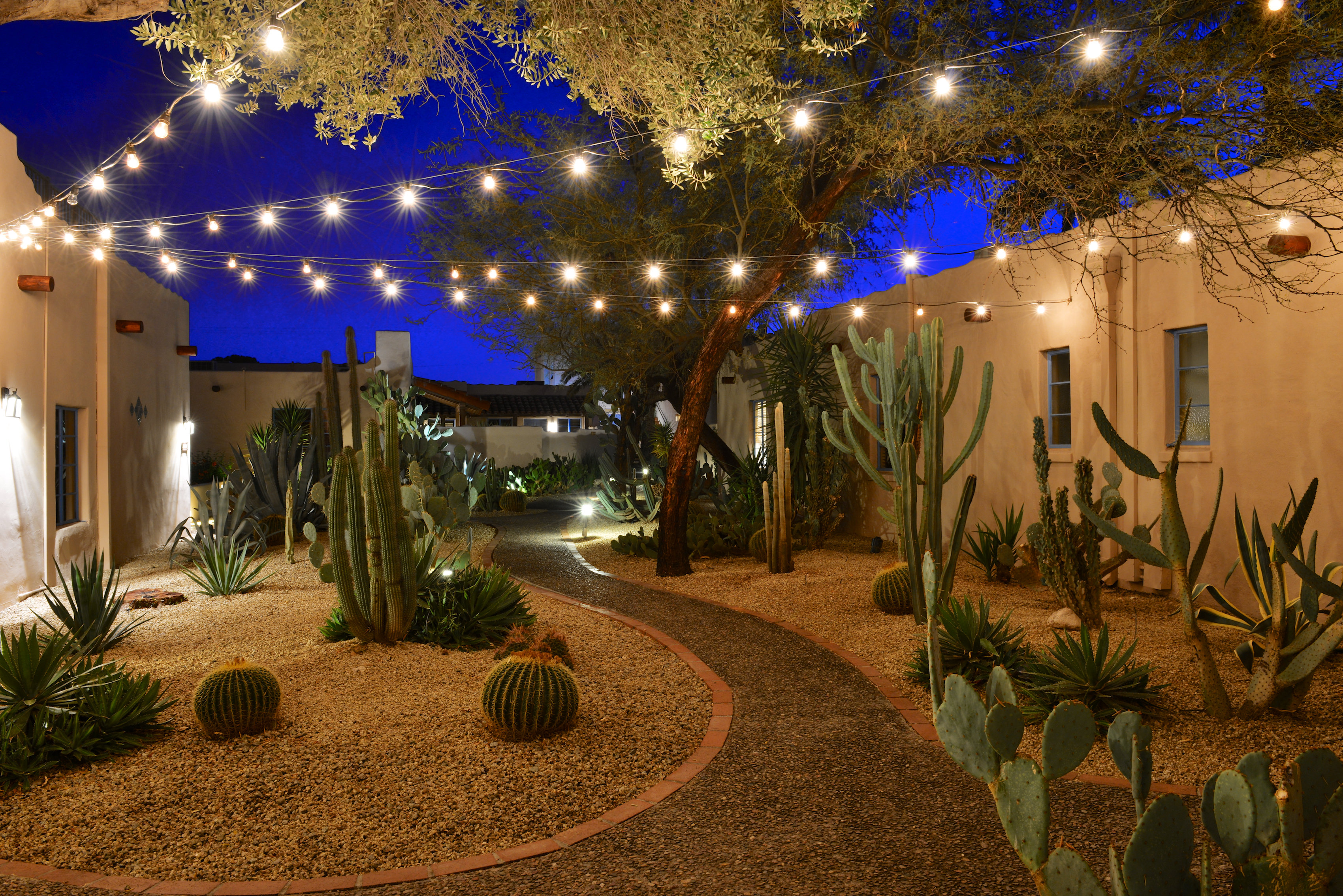Lodge On The Desert 63/69