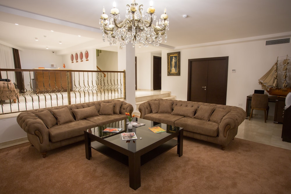 Da Vinci Hotel 30/50