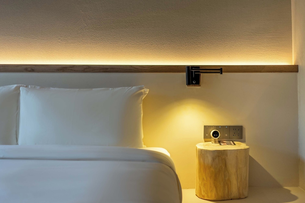 YUANLI HOTEL 20/50