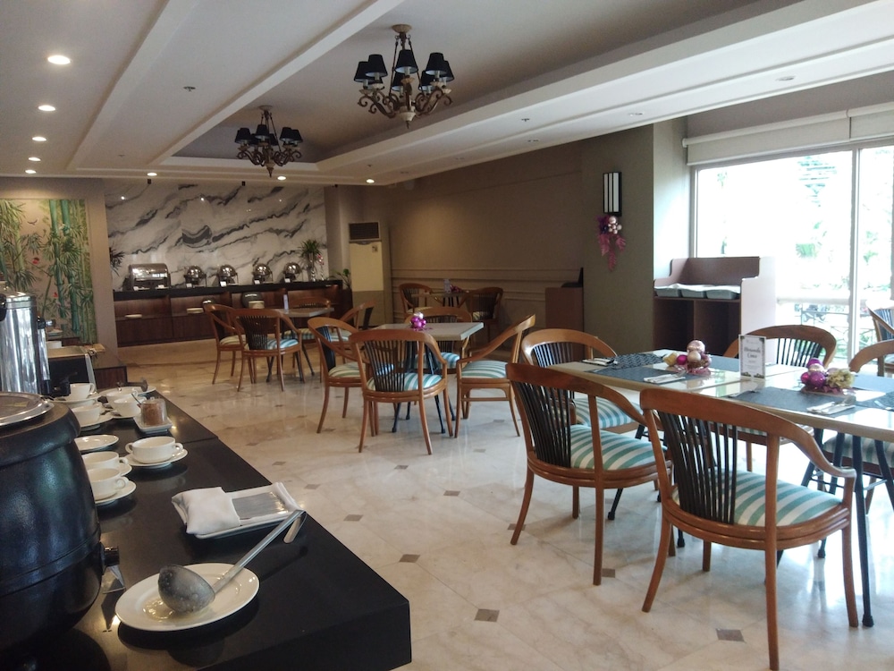 Sarabia Manor Hotel 57/73
