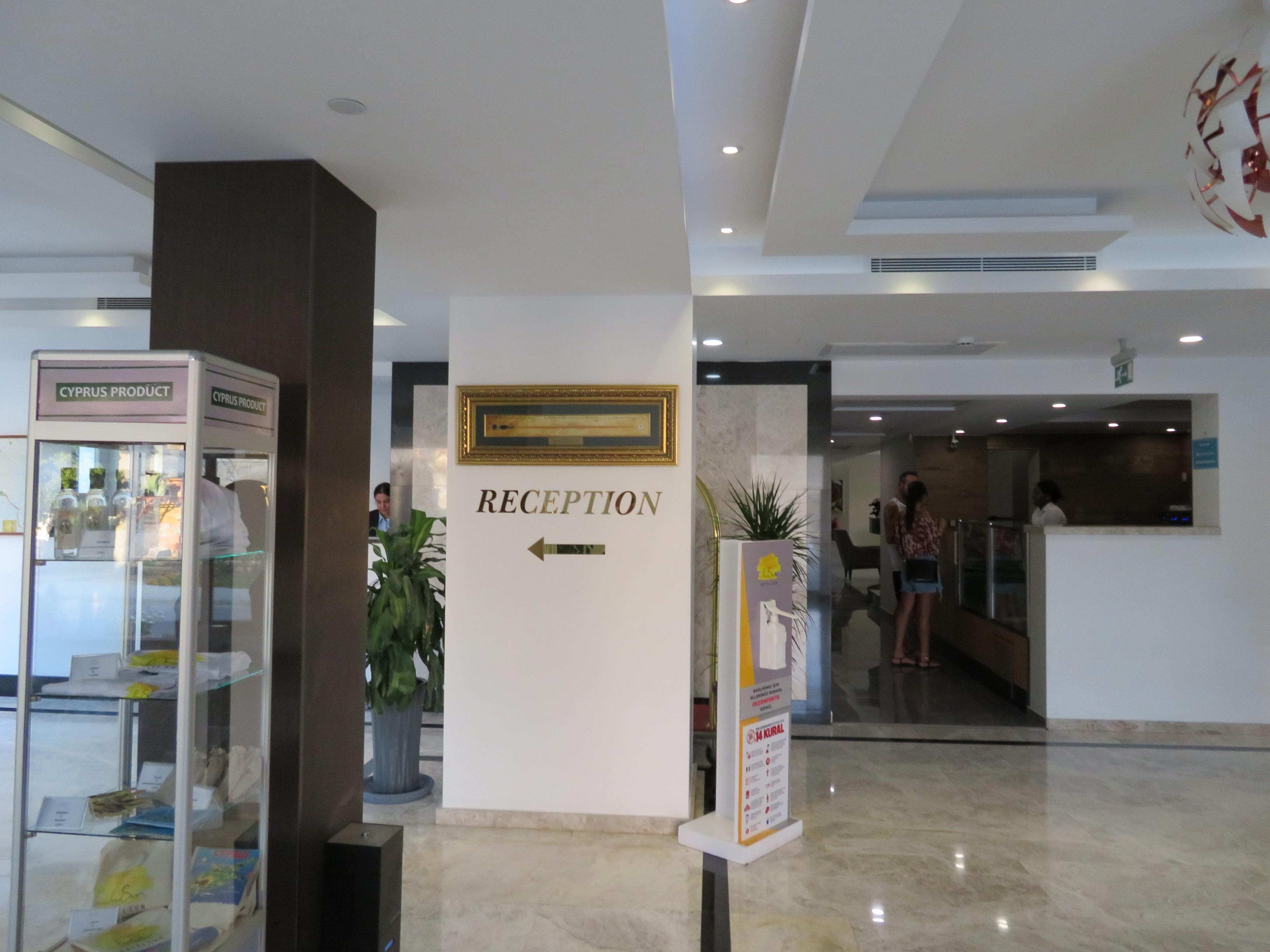 Hotel Sun 3/10
