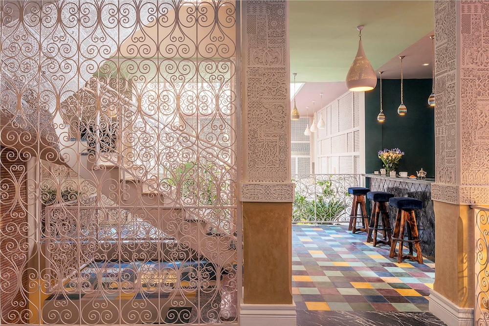 RIAD KARMELA PRINCESSE 13/62
