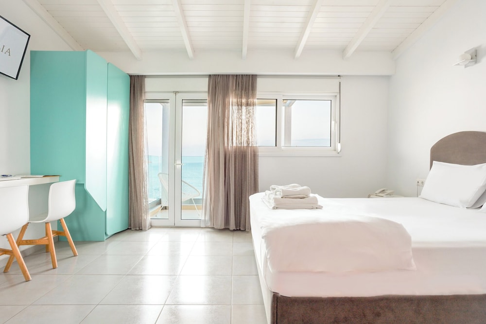 Coral Boutique Hotel 18/59