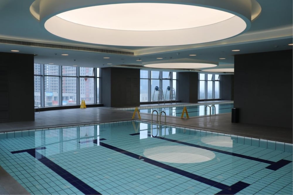 Radisson Hangzhou Qianjiang 28/58