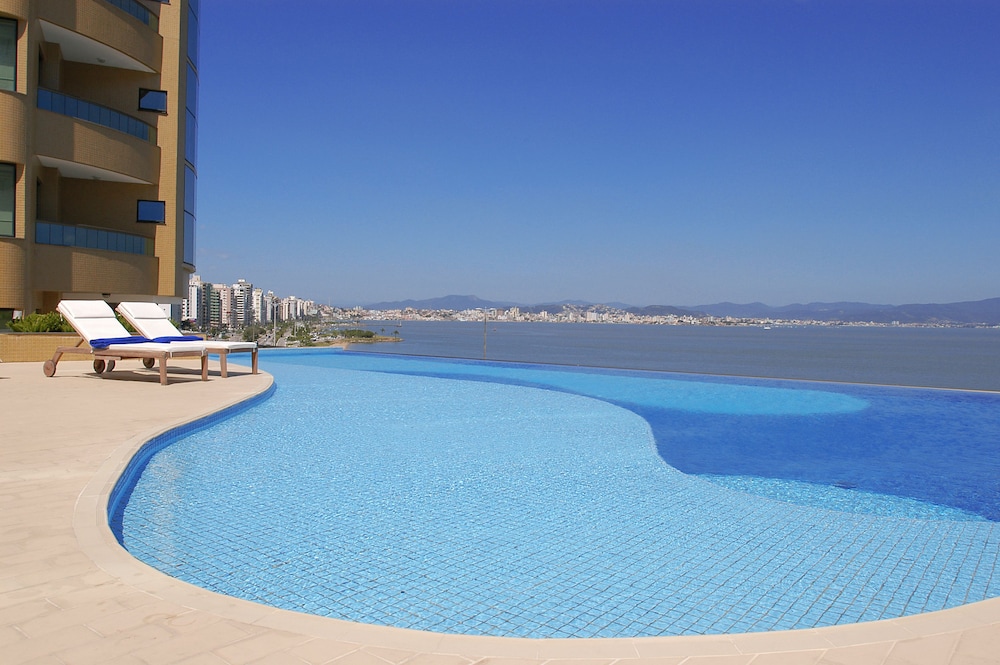 Majestic Palace Florianopolis 40/46
