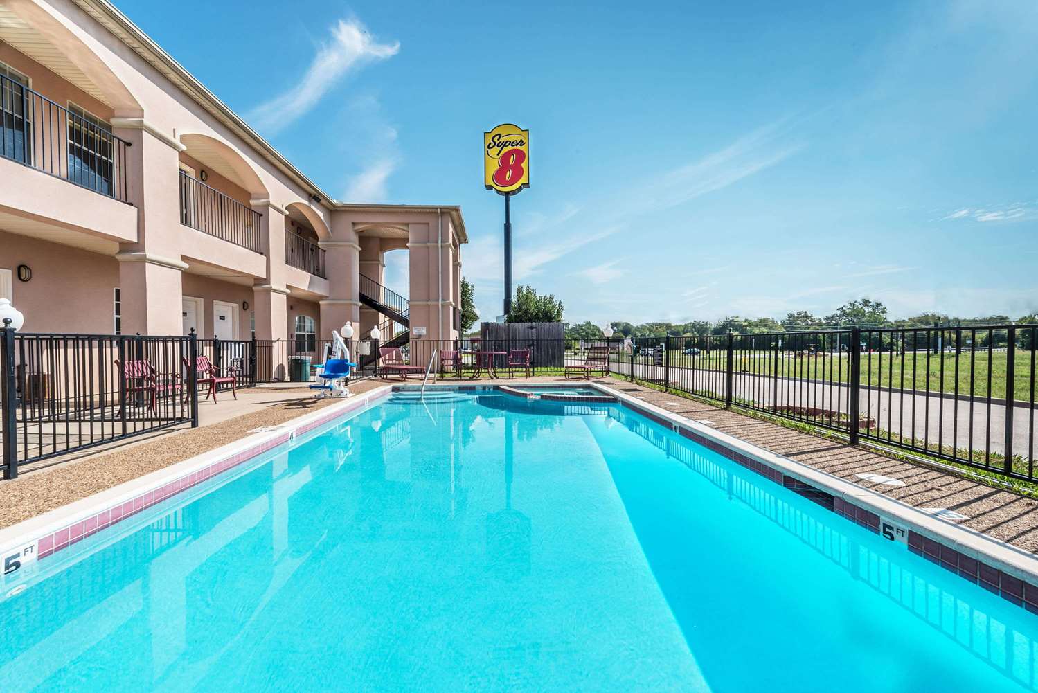 Quality Inn & Suites Greenville 6/11