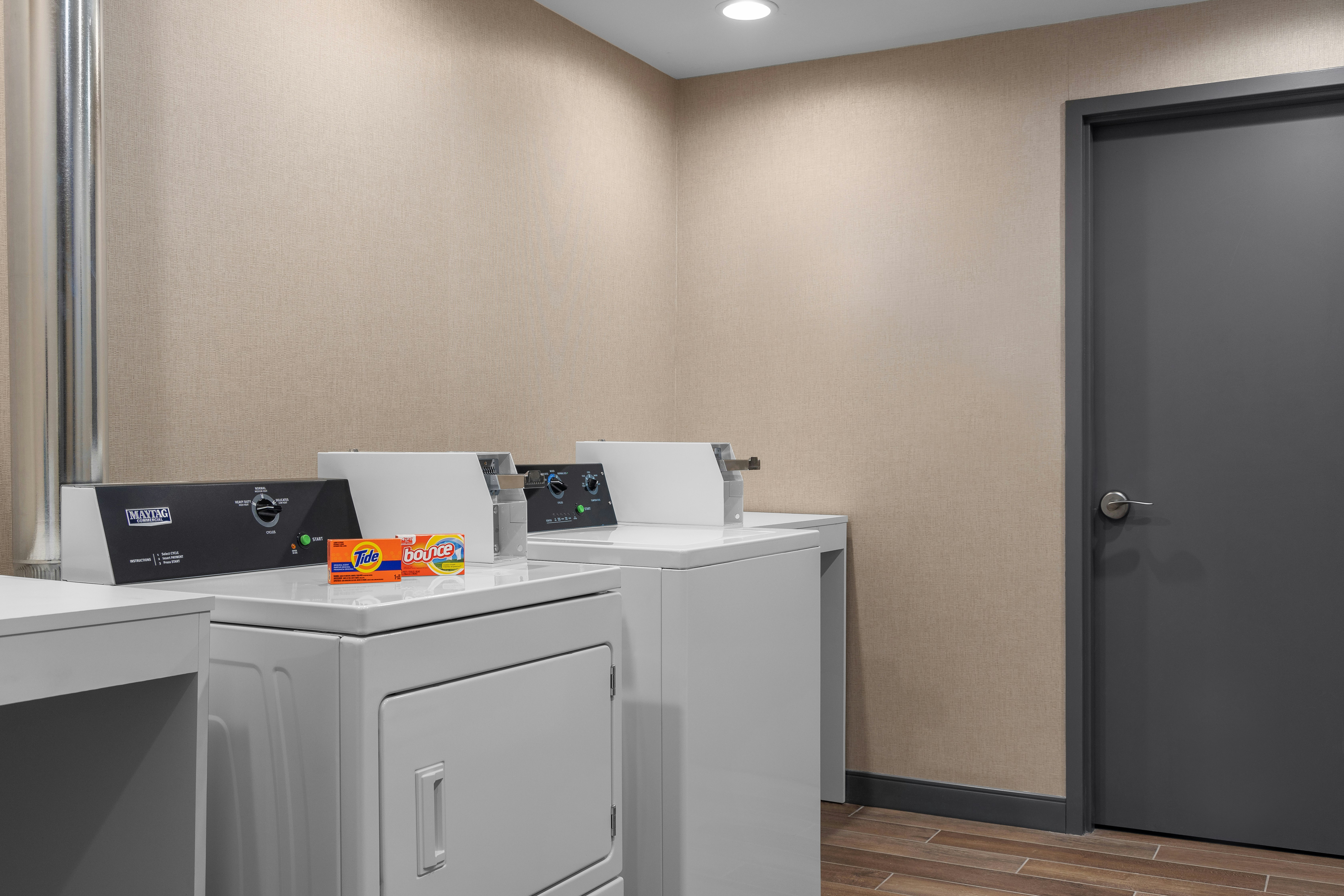 Hampton Inn & Suites by Hilton Orangeville, ON 25/28