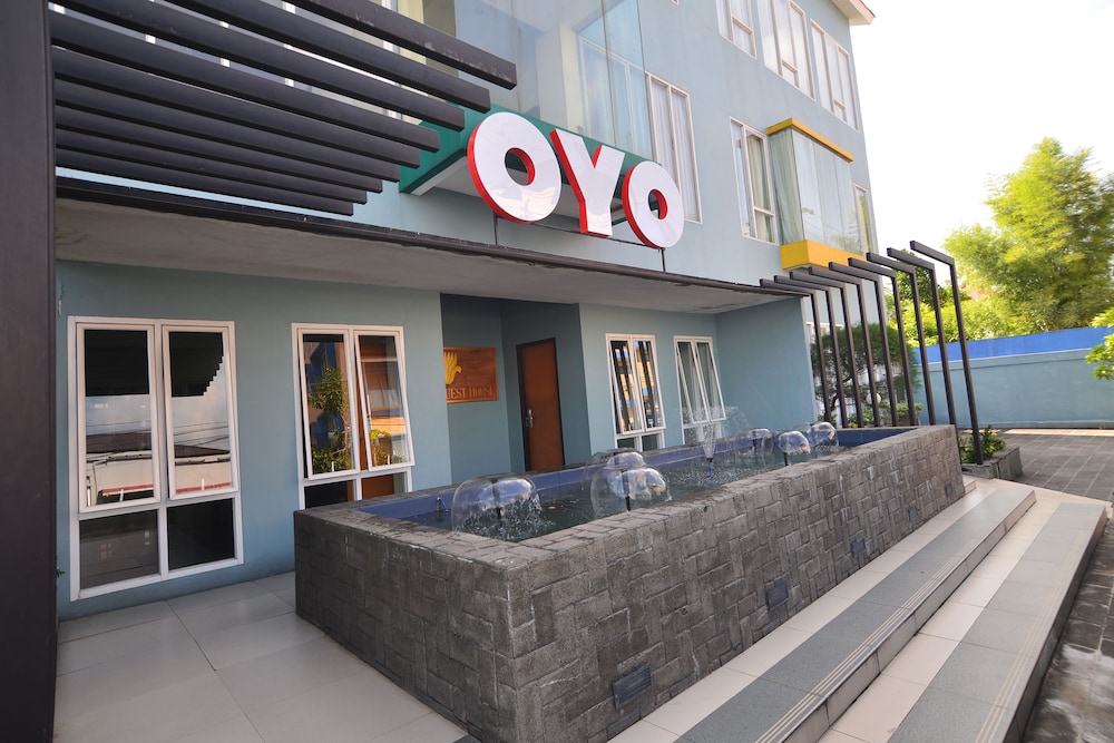 OYO 1097 Appartel Cempaka 36/40