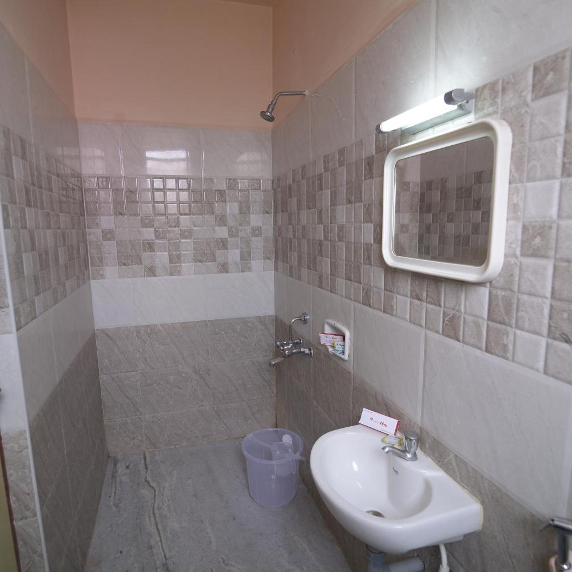 Hotel Vijay 42/42
