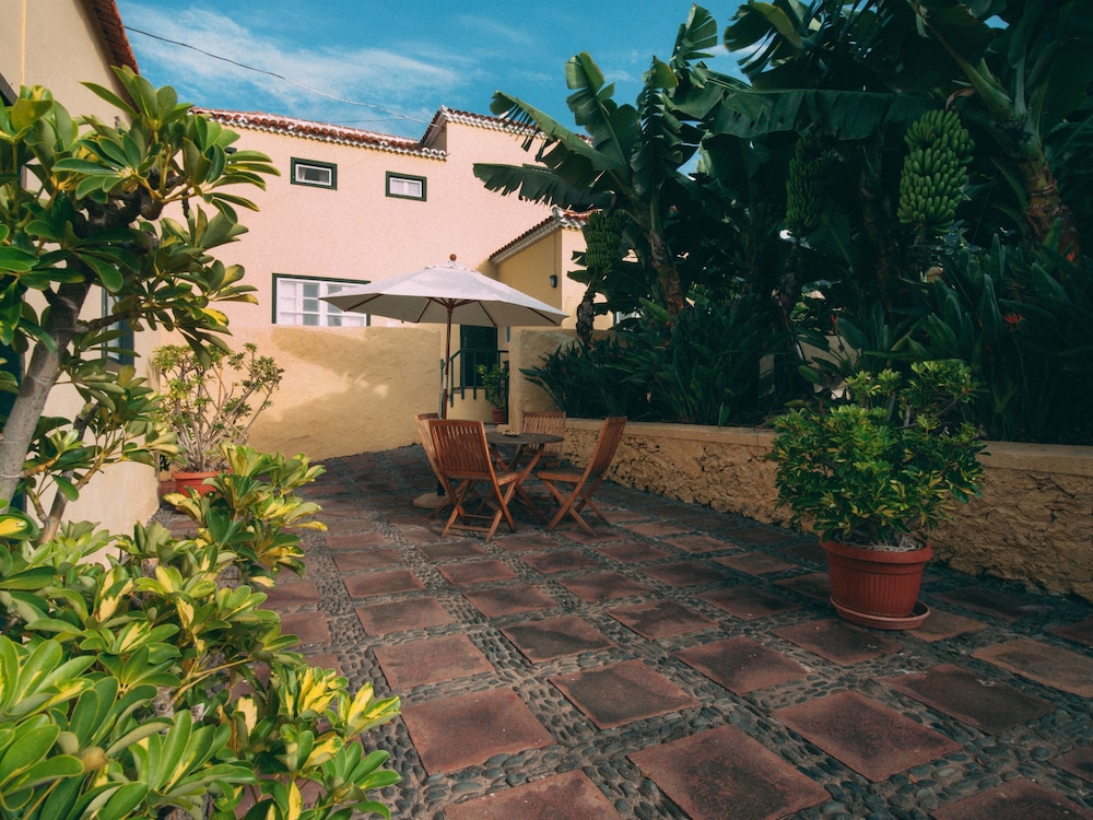 Casamarilla 22/27