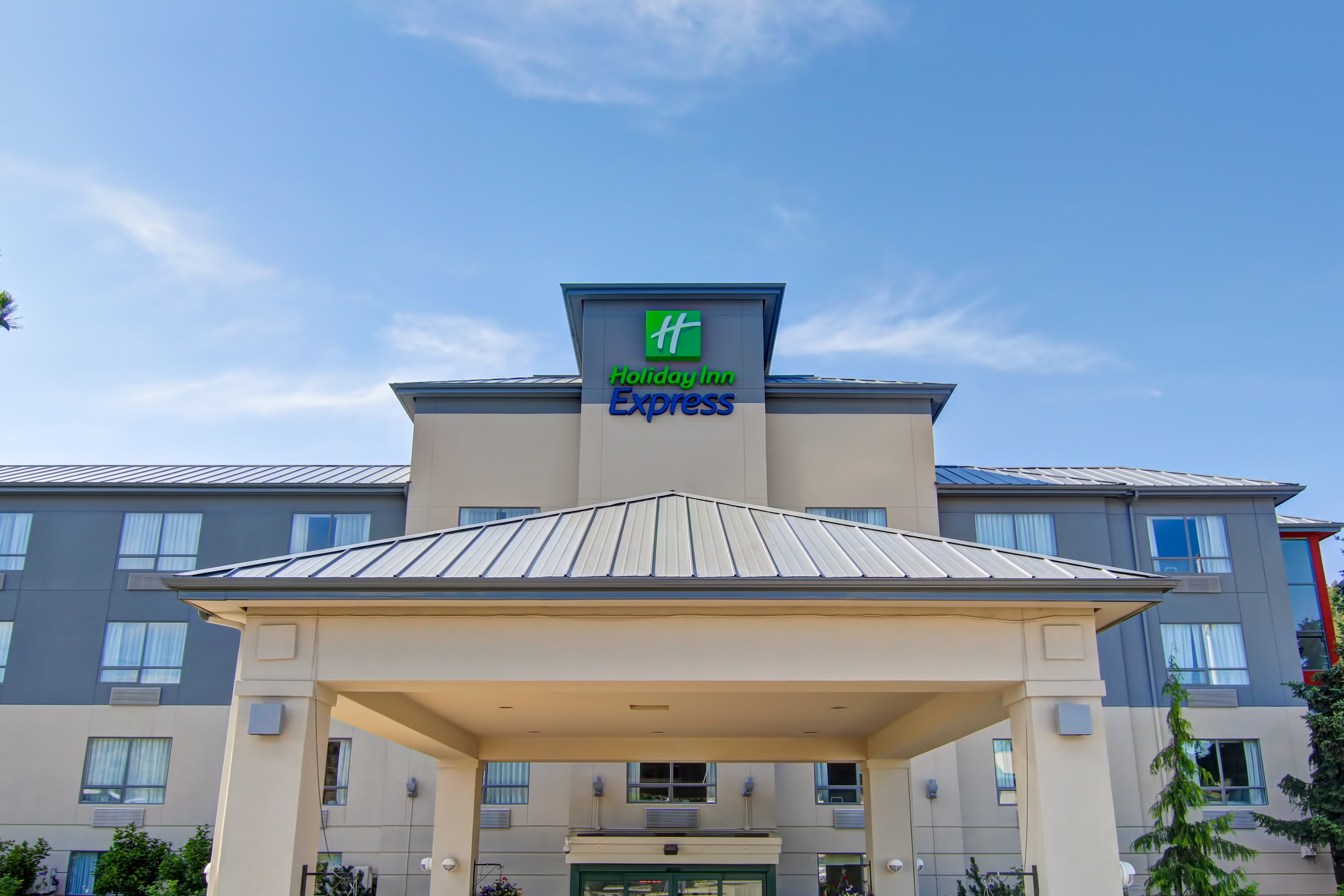 Holiday Inn Express Kamloops 2/74