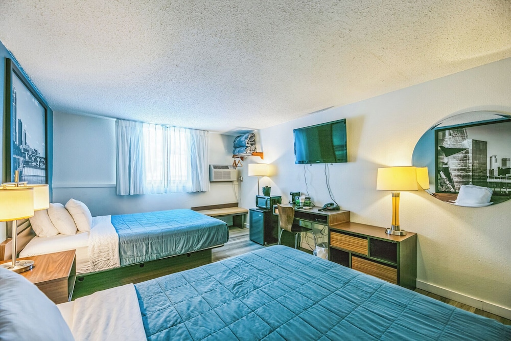 Hotel 8 Fergus Falls 17/49
