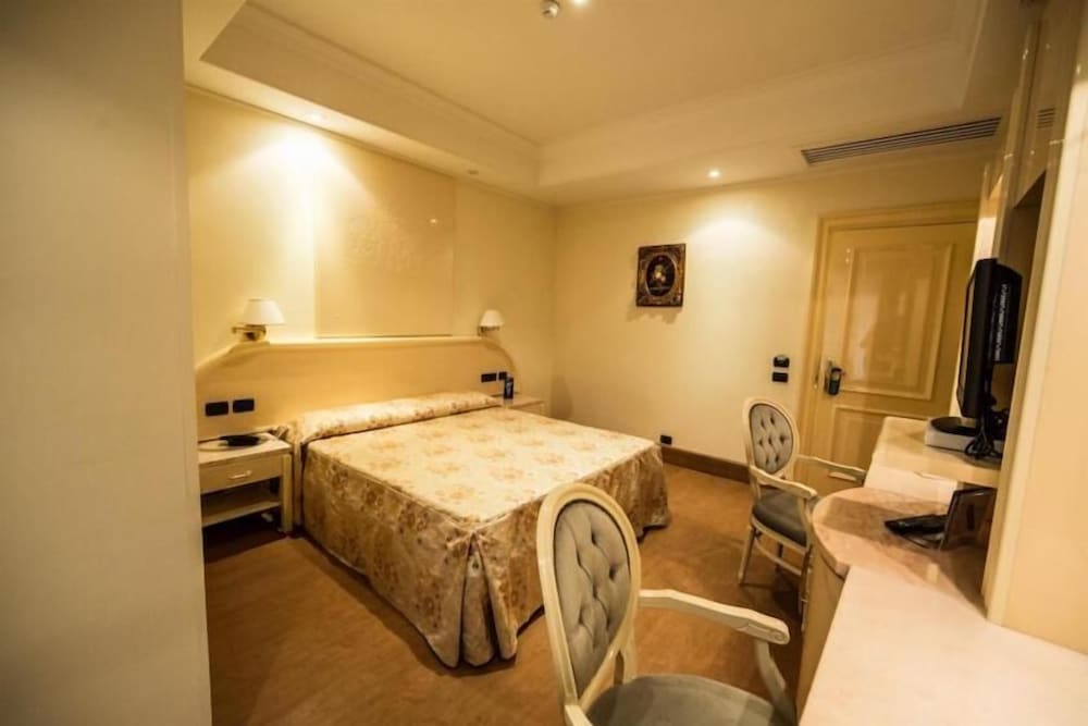 LH Hotel Domus Caesari 10/42