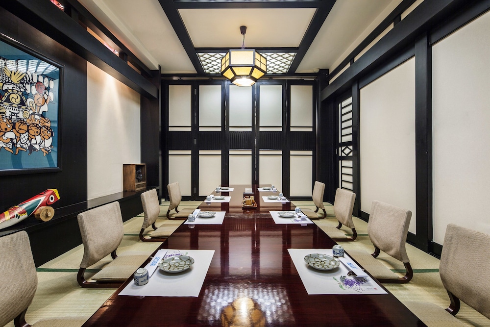 Beijing Hotel 35/50