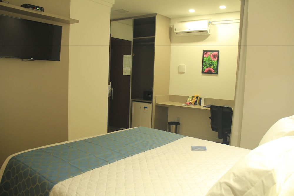 Blue Open Hotel 12/50