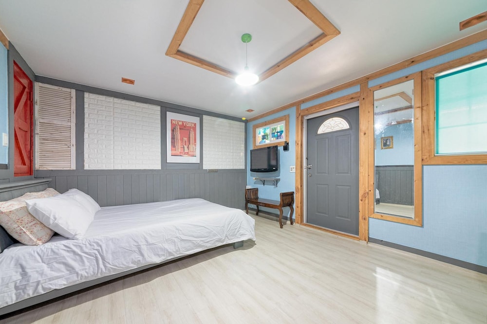 Ga Pyeong Four Season Pension 13/50