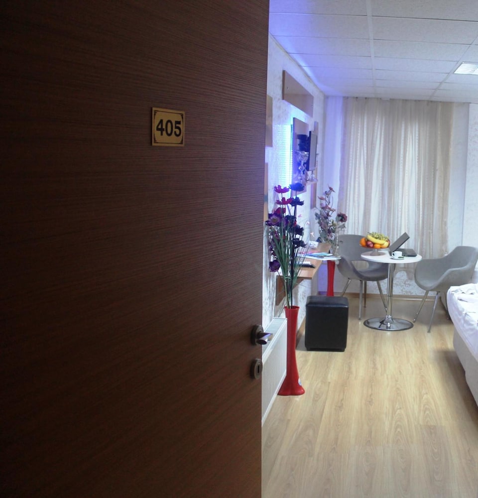 Avcilar Inci Hotel 43/68