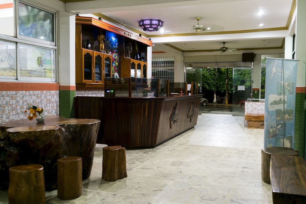 Hotel Puntarenas Beach 9/50