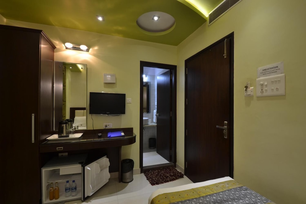 Hotel Central Residency 31/39