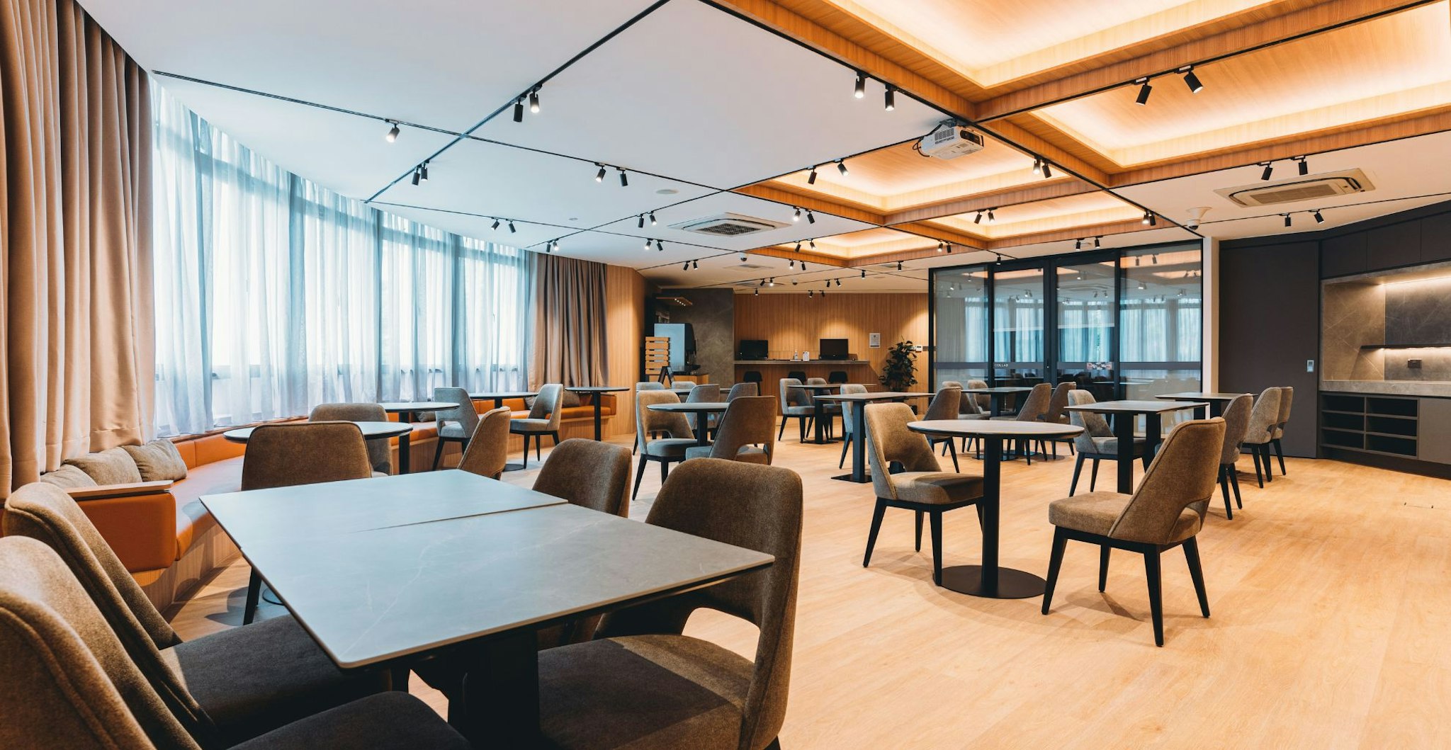 Great World Serviced Apartments 20/32
