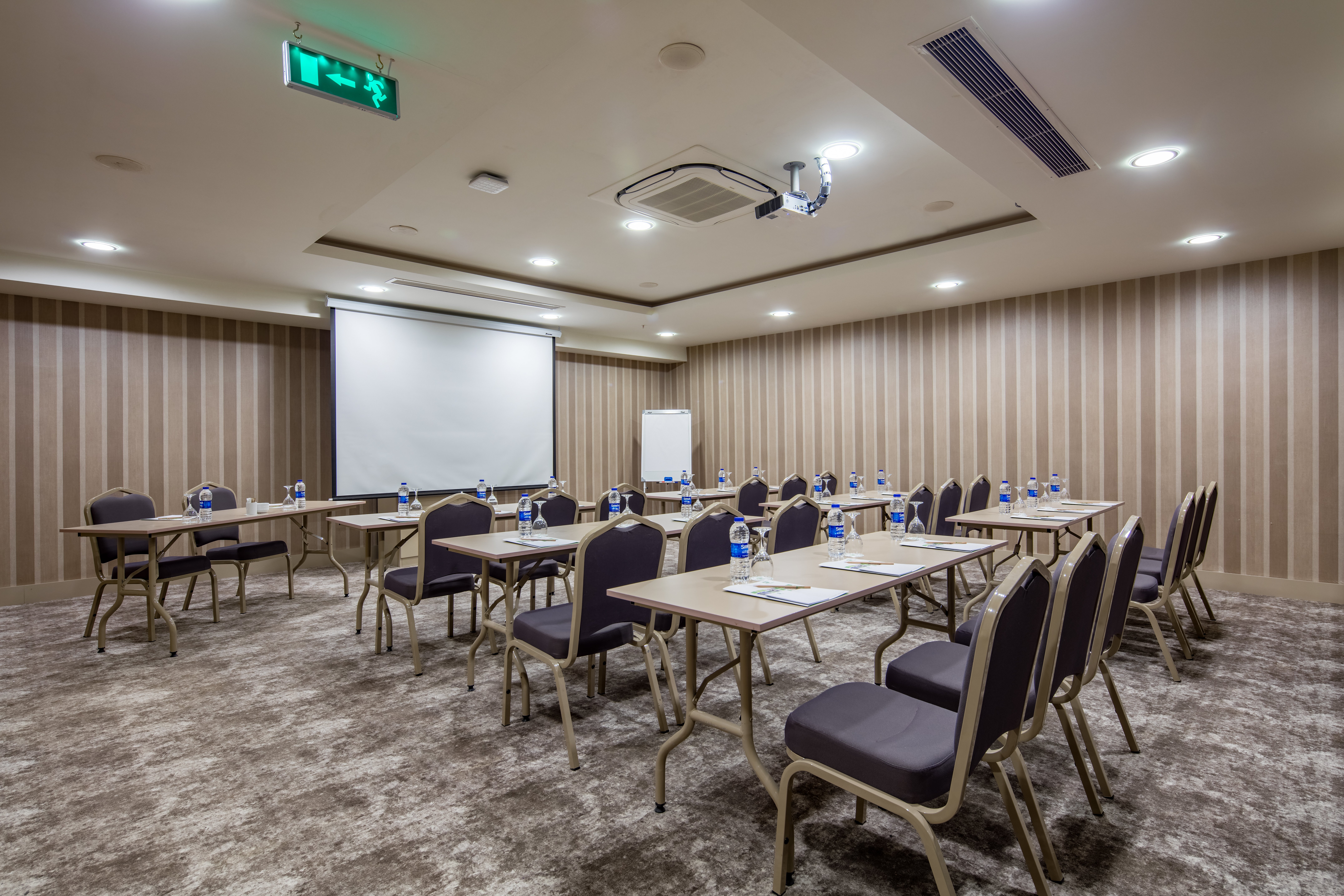 Holiday Inn Antalya - Lara 69/78