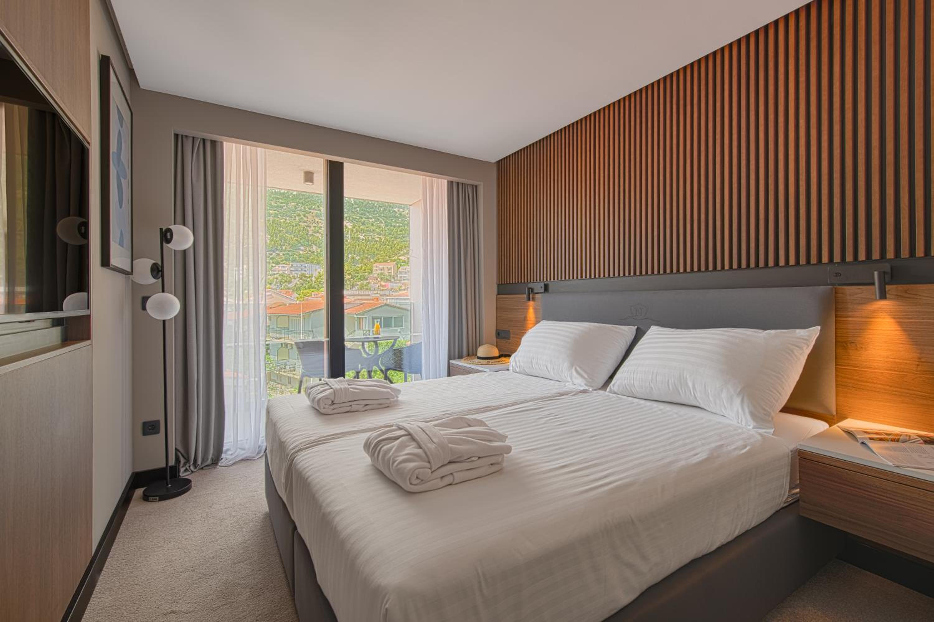 جناح جونيور، Boutique Hotel Noemia 3/7