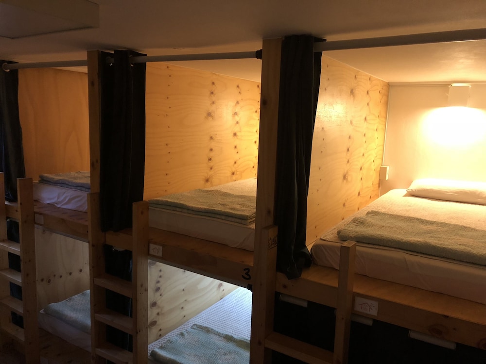 High Street Guest House 14/50