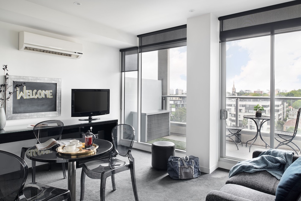 PUNTHILL SOUTH YARRA GRAND 31/61
