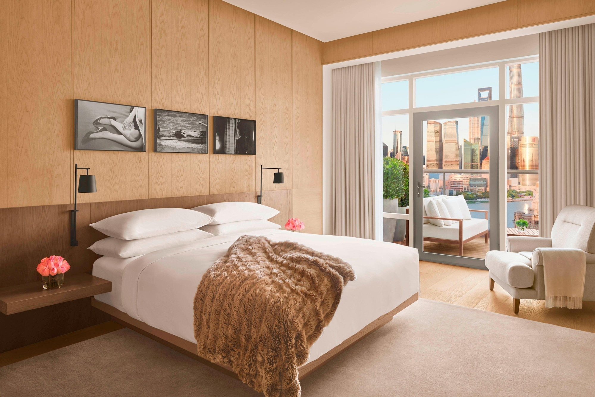 Suite, King Bed, Pearl Tower View, Terrace