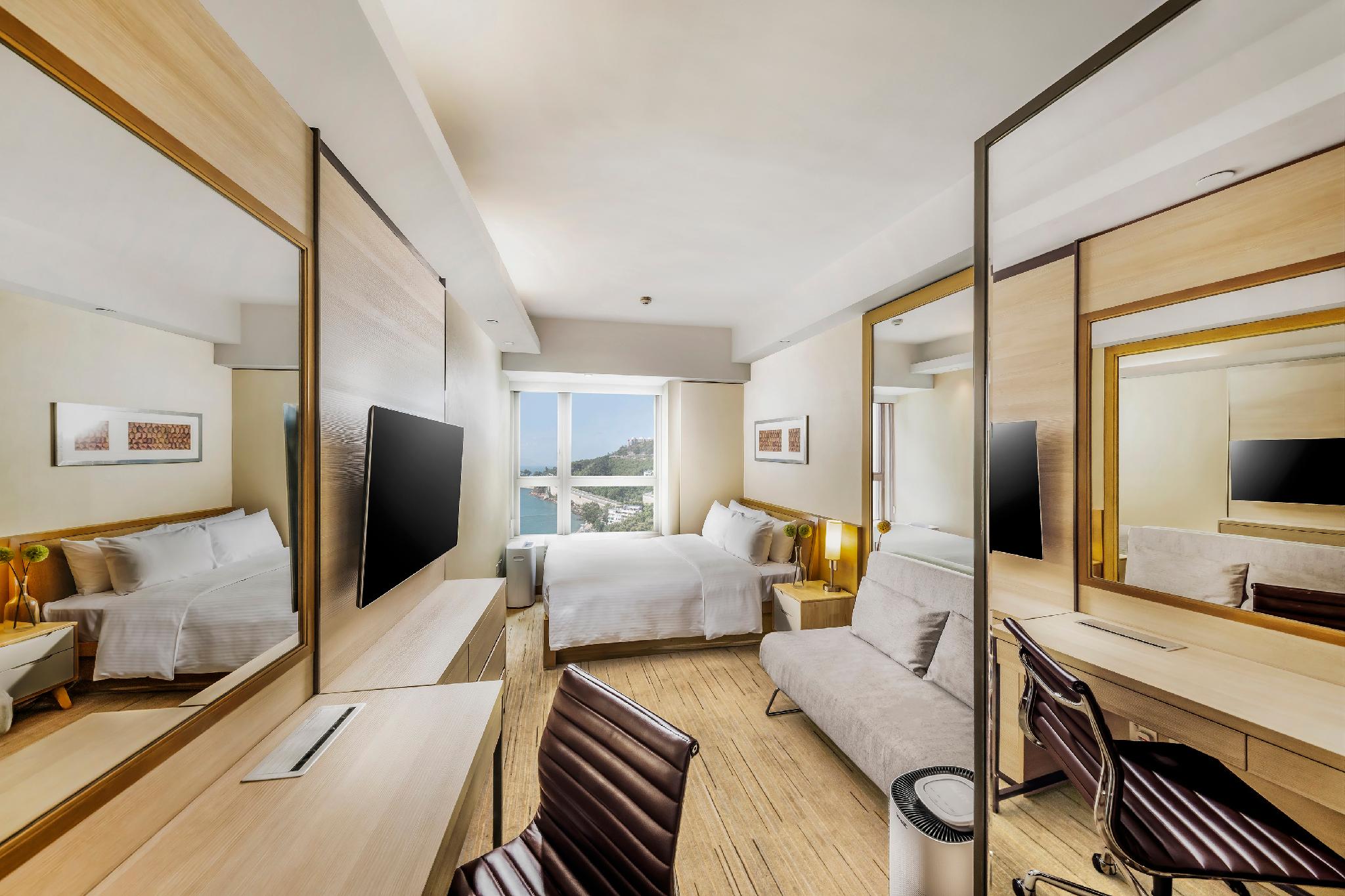 Studio, Queen Bed, Ocean View, Sofa