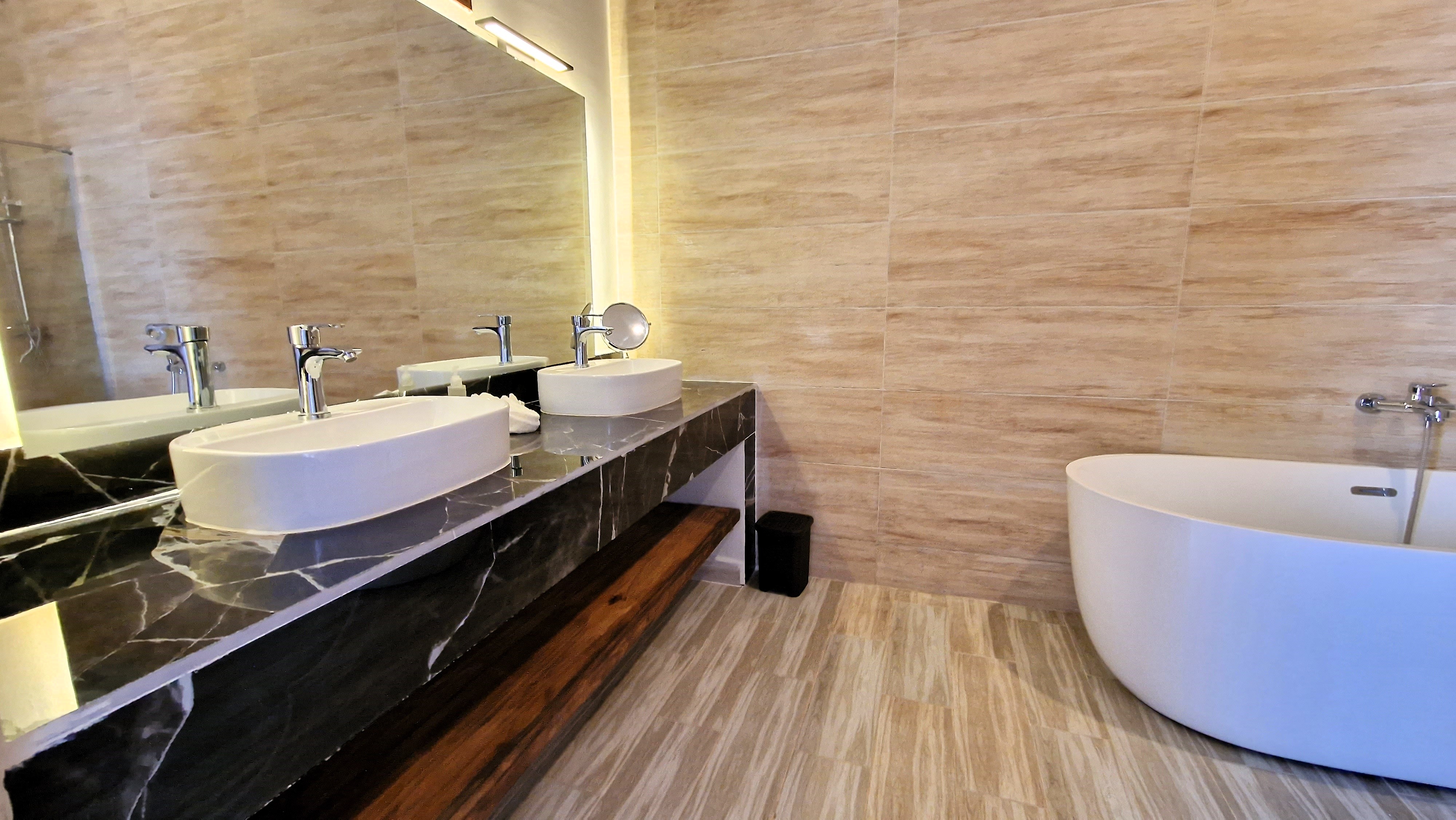 Premium Ocean Suite