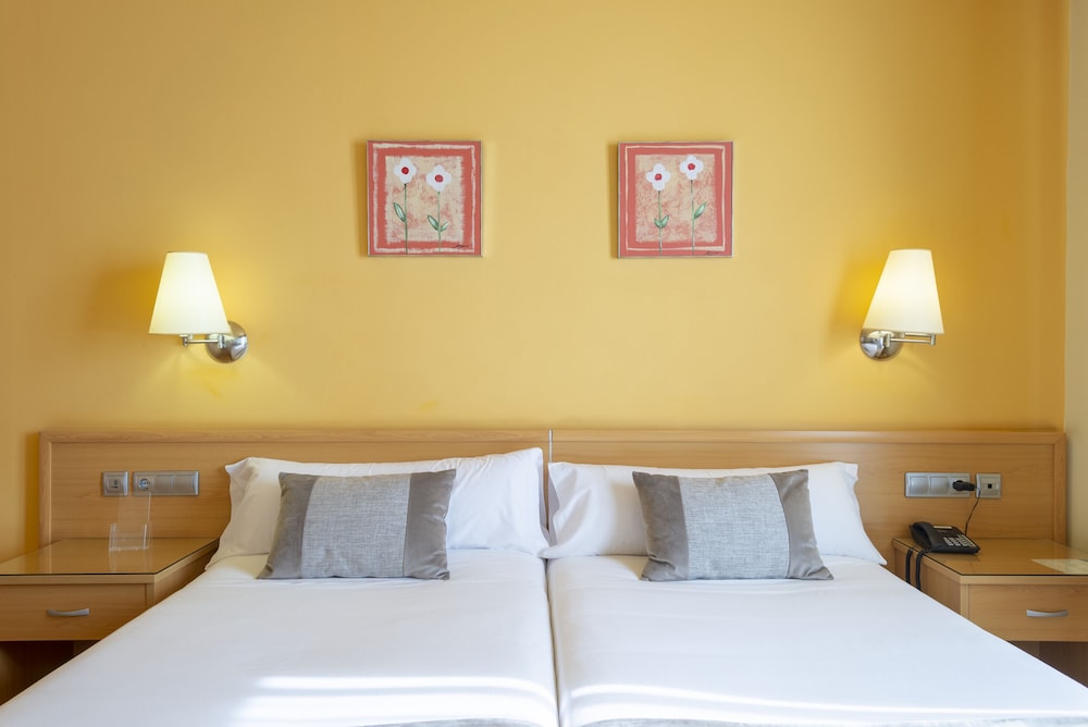 Real Lleida Hotel 12/35