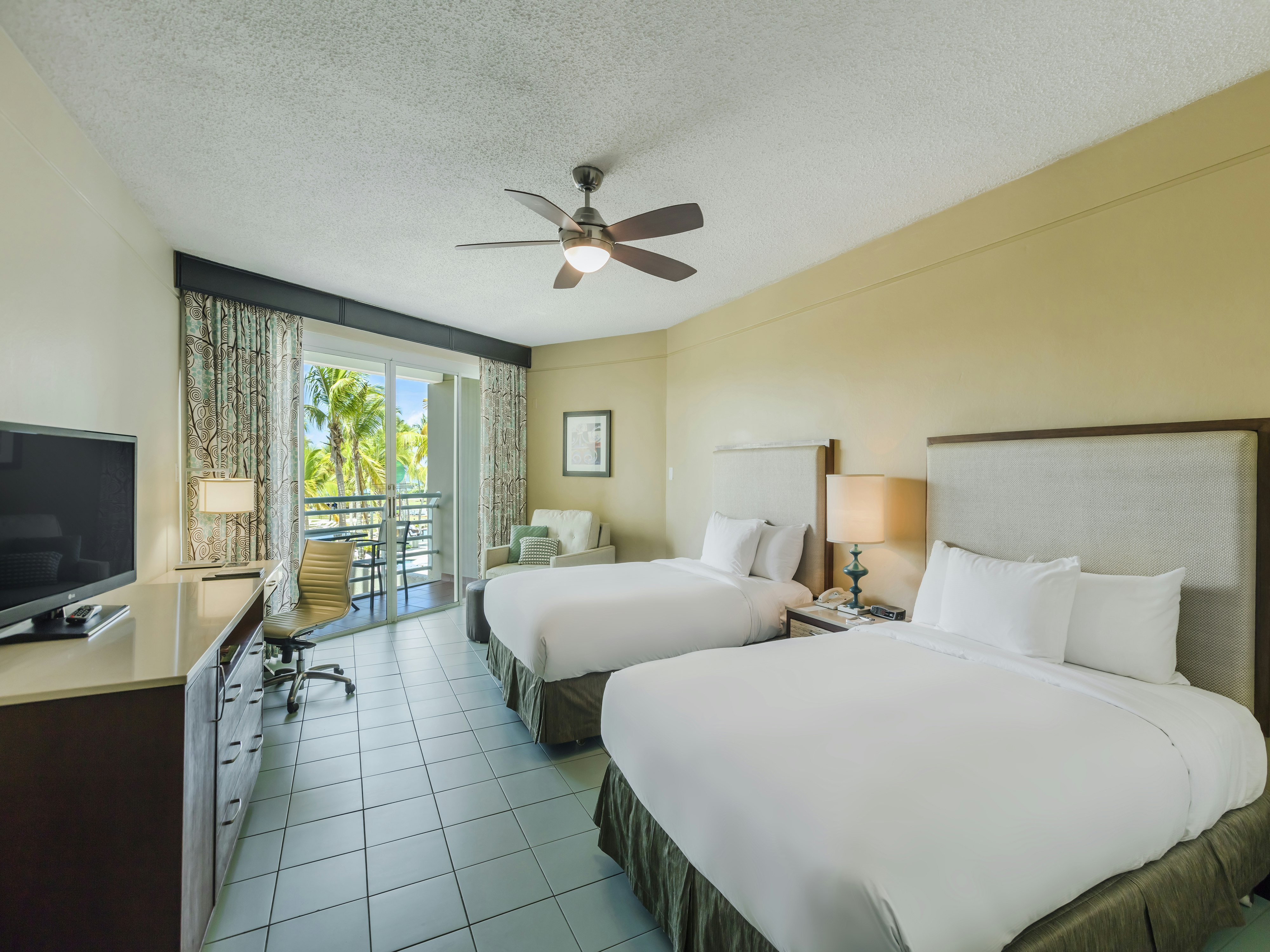 Room, 2 Double Beds, Pool or Ocean View
