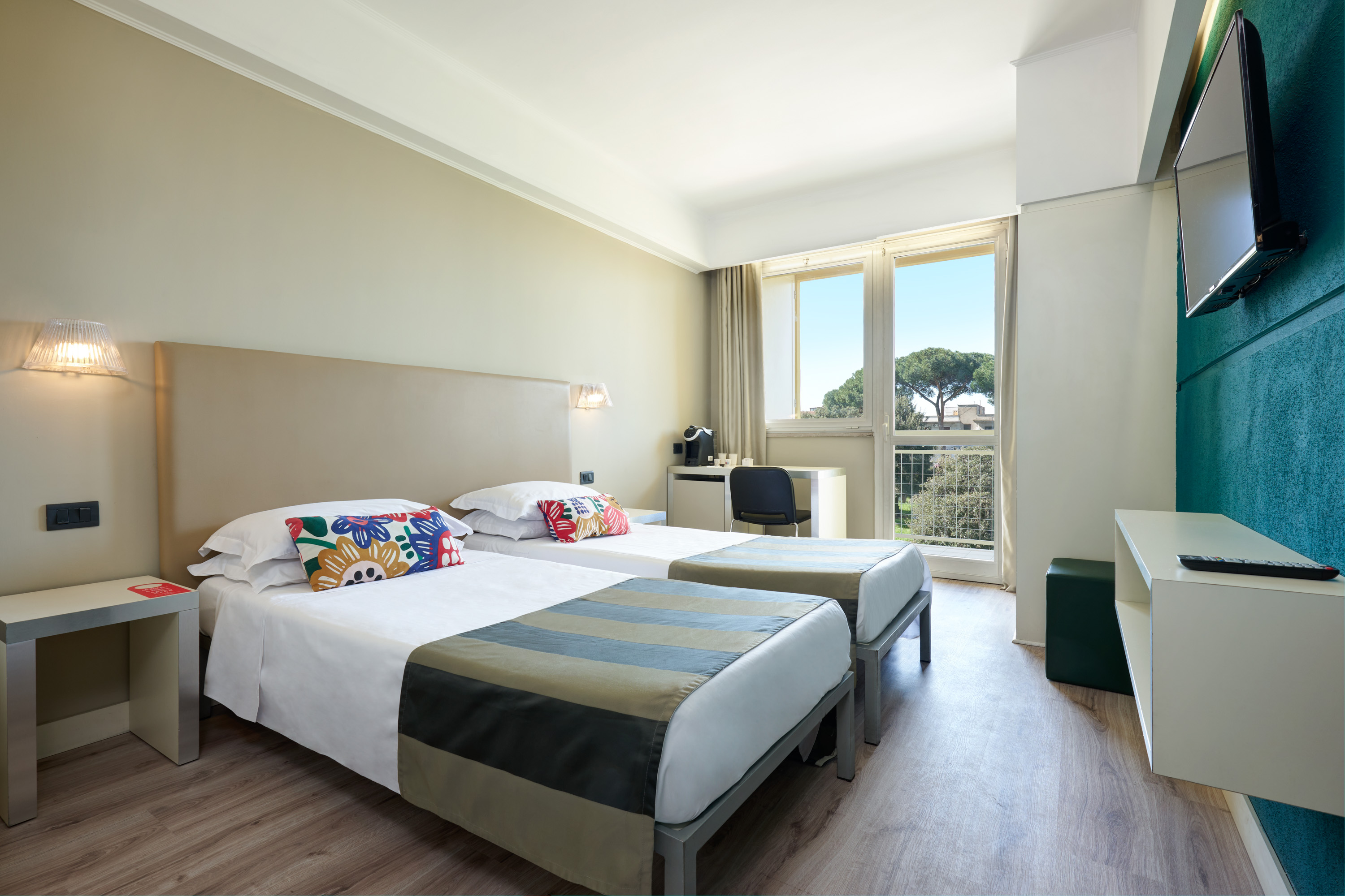 غرفة قياسية بسرير كينج، Hotel Roma Tor Vergata 2/4