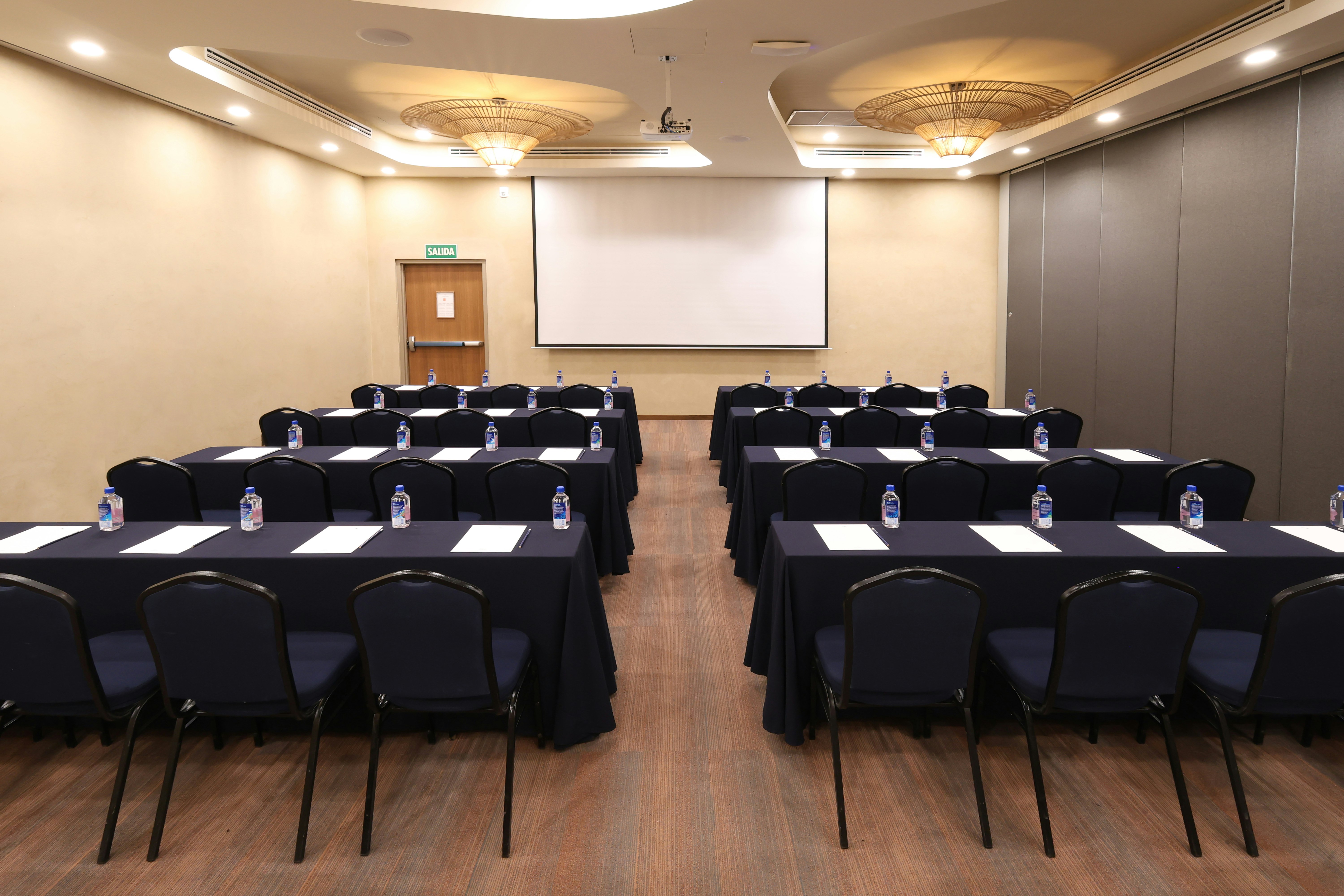 Hotel Indigo La Paz Puerta Cortes by IHG 38/50