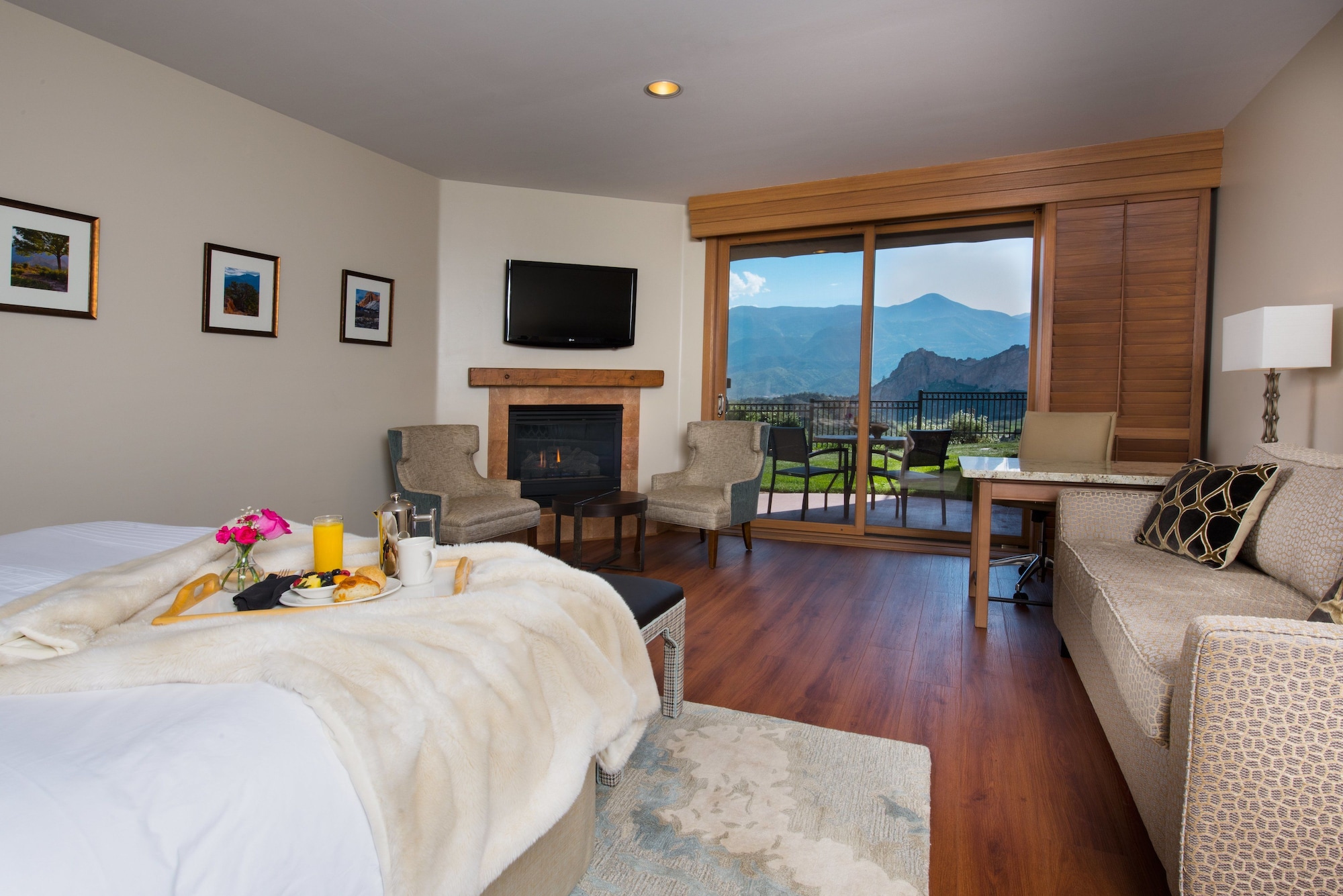 Club, Lodge, King Bed, Accessible