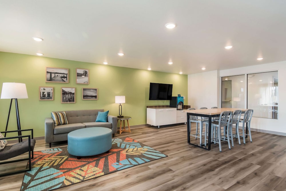 WoodSpring Suites Portland Vancouver 26/39