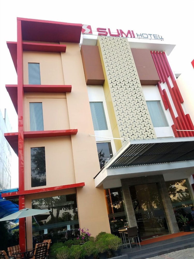 Sumi Hotel Surabaya 1/16