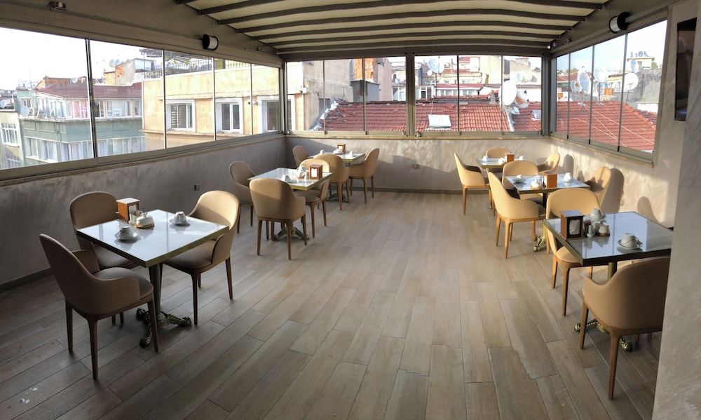 X Nellyi Boutique Hotel 39/50