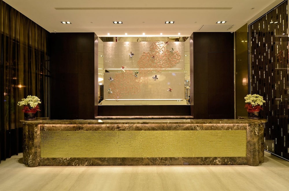 Royal Gold Hotel 7/38