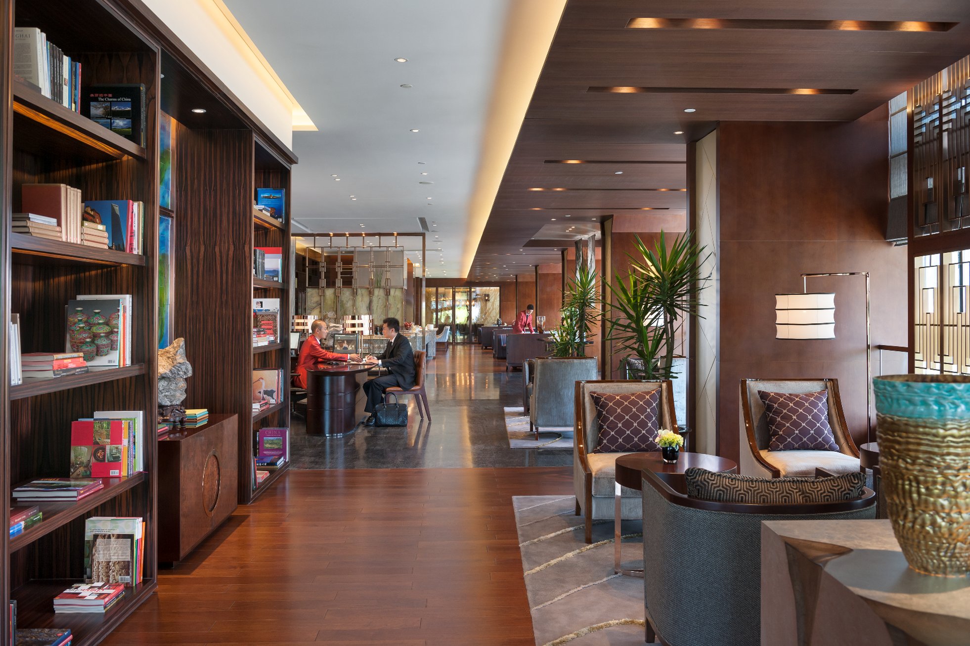 Mandarin Oriental Shanghai 48/78