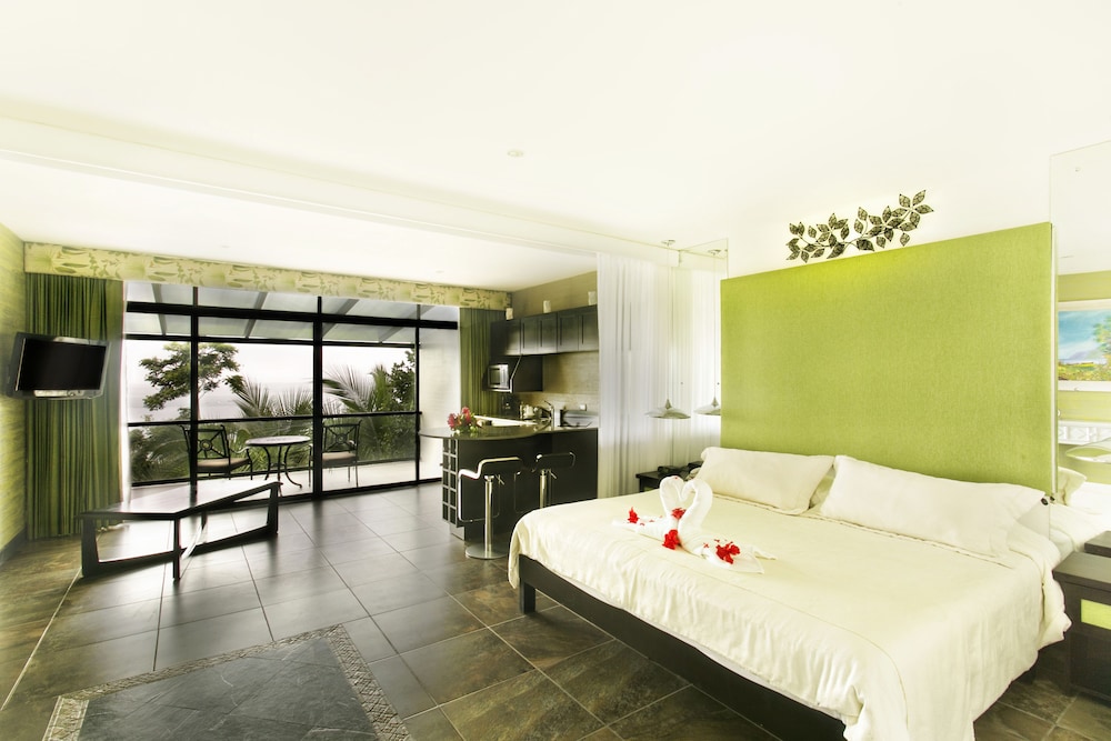 Layan Hotel & Spa 9/37