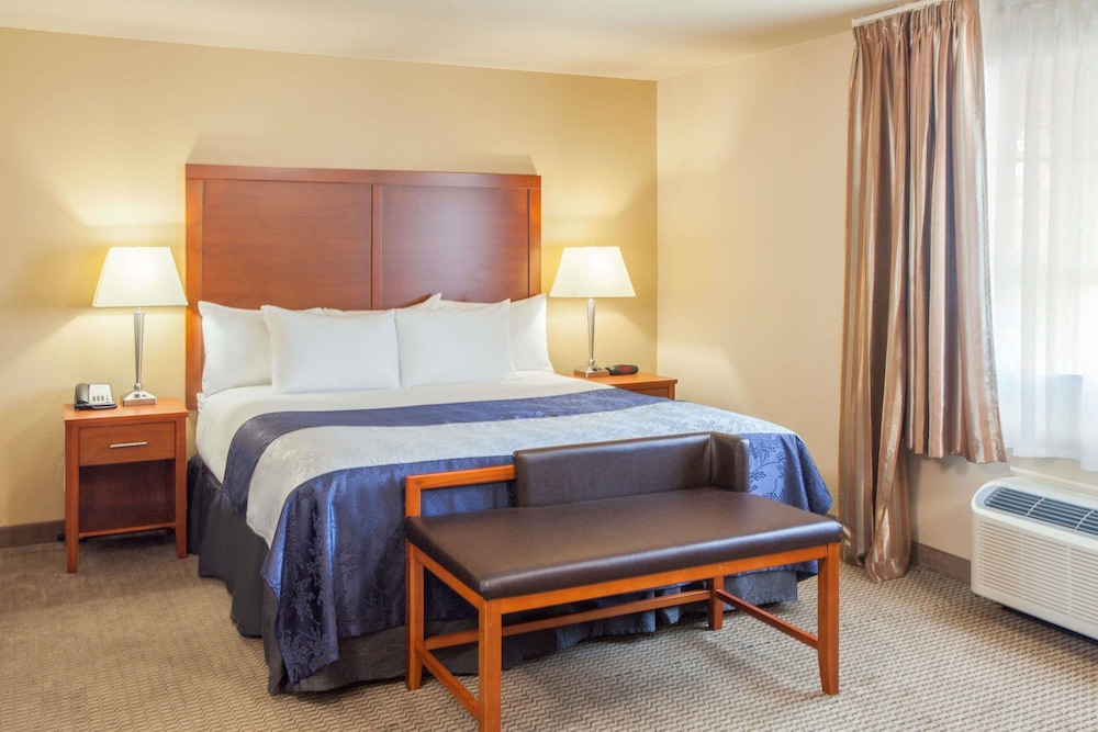 Baymont by Wyndham Grand Forks 17/43