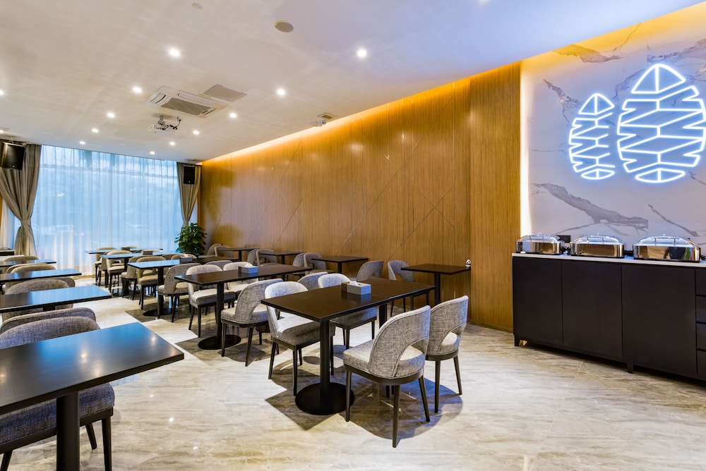 Guangzhou Mustin Hotel 38/50
