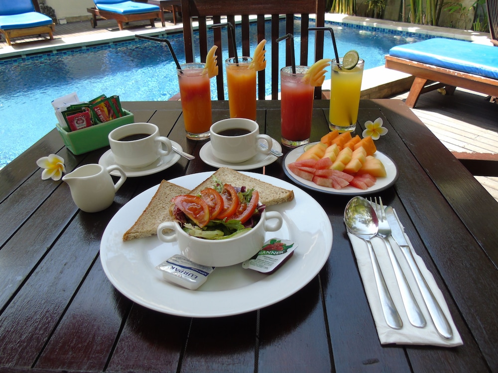 Aman Sari Villa 15/30